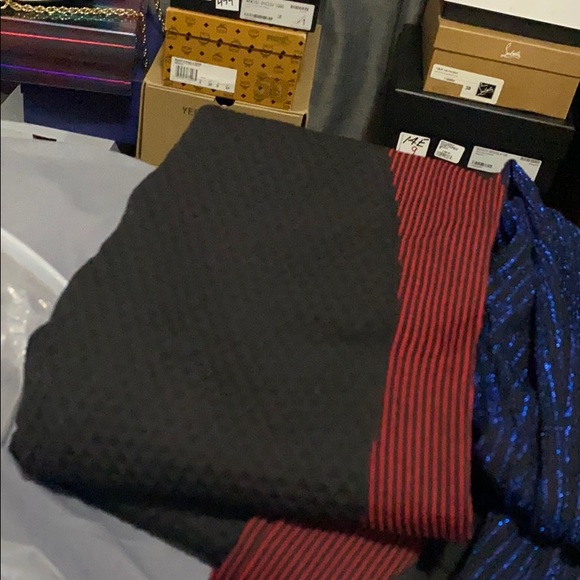 Two piece - Picture 3 of 3